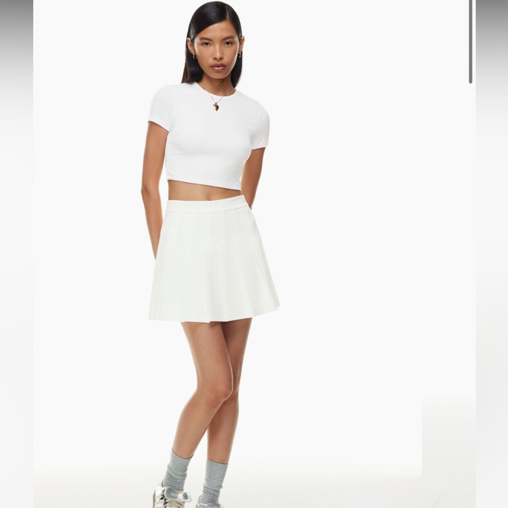 NWOT Aritzia Sunday Best Olive Micro Skirt